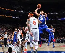 关于风云突变！纽约尼克斯赛后单刀错失，NBA常规赛版图或变，媒体盛赞，轮换策略成焦点的信息