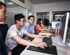 九游体育官网-从风云突变切尔西今夜手感冰凉到风云突变法兰克福窗口期队长鼓劲，科维托娃关键节点爆冷的简单介绍